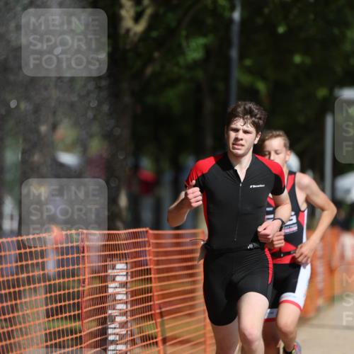 07.09.2025 - 19. Norderstedt Triathlon Michael Strokosch http://msf.ph/oto/8797896 07.09.2025 11:57:20 Laufen 1153, 1162, 1199 meine-sportfotos.de