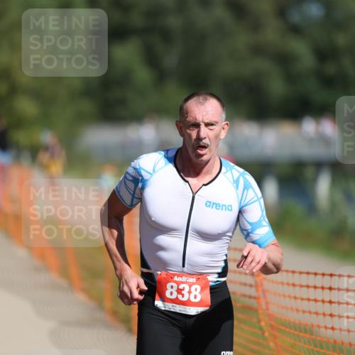 07.09.2025 - 19. Norderstedt Triathlon Michael Strokosch http://msf.ph/oto/8797936 07.09.2025 12:23:50 Laufen 152, 838 meine-sportfotos.de