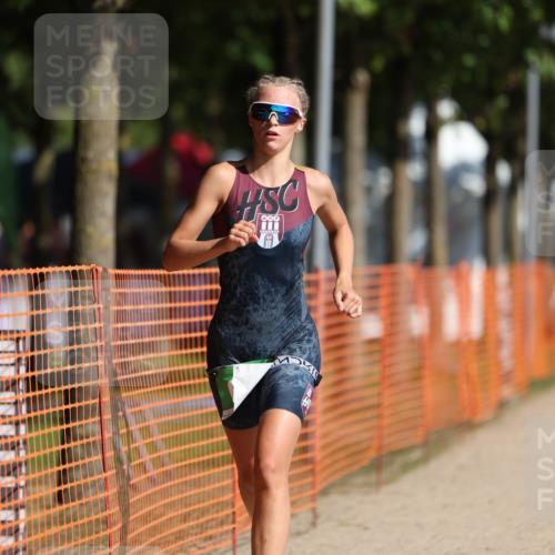 07.09.2025 - 19. Norderstedt Triathlon Michael Strokosch http://msf.ph/oto/8797977 07.09.2025 10:54:19 Laufen 657 meine-sportfotos.de