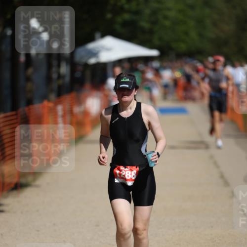 07.09.2025 - 19. Norderstedt Triathlon Michael Strokosch http://msf.ph/oto/8798028 07.09.2025 12:24:08 Laufen 151, 1288 meine-sportfotos.de