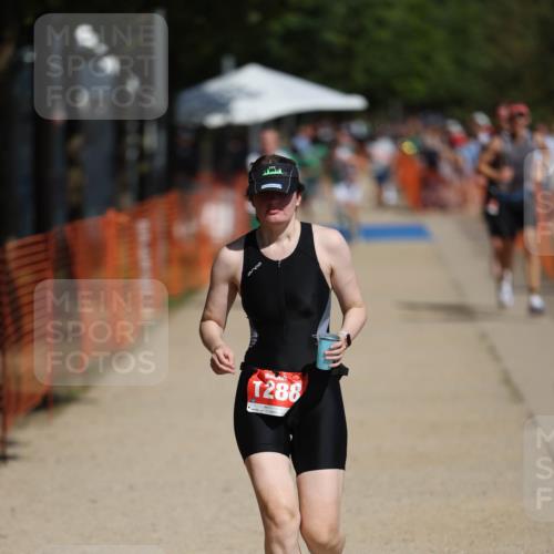 07.09.2025 - 19. Norderstedt Triathlon Michael Strokosch http://msf.ph/oto/8798031 07.09.2025 12:24:08 Laufen 151, 1288 meine-sportfotos.de