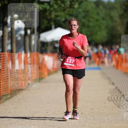 07.09.2025 - 19. Norderstedt Triathlon Michael Strokosch http://msf.ph/oto/8798112 07.09.2025 10:54:32 Laufen 1137, 1143 meine-sportfotos.de