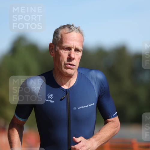07.09.2025 - 19. Norderstedt Triathlon Michael Strokosch http://msf.ph/oto/8798192 07.09.2025 11:57:31 Laufen 837, 1153 meine-sportfotos.de