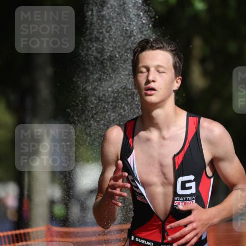 07.09.2025 - 19. Norderstedt Triathlon Michael Strokosch http://msf.ph/oto/8798286 07.09.2025 11:57:49 Laufen 300, 1179, 1186, 1211 meine-sportfotos.de