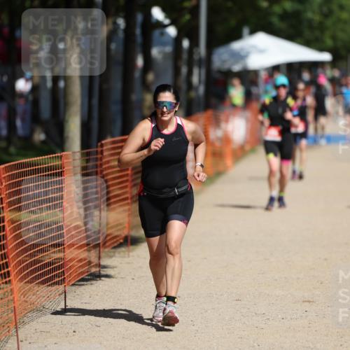 07.09.2025 - 19. Norderstedt Triathlon Michael Strokosch http://msf.ph/oto/8798295 07.09.2025 12:25:12 Laufen 299, 1367, 1380 meine-sportfotos.de