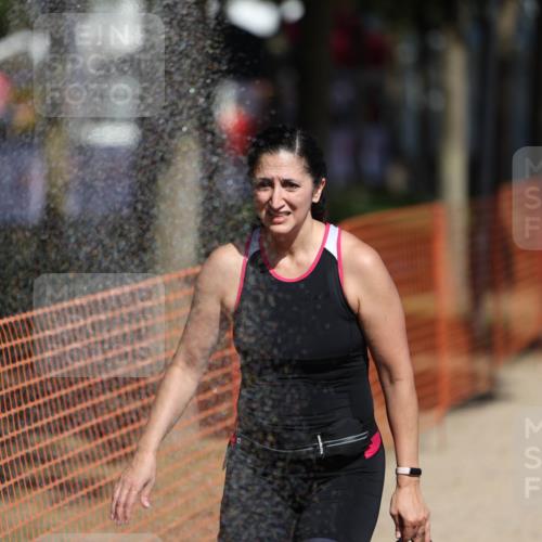 07.09.2025 - 19. Norderstedt Triathlon Michael Strokosch http://msf.ph/oto/8798333 07.09.2025 12:25:16 Laufen 299, 1367, 1380 meine-sportfotos.de