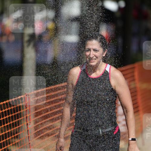 07.09.2025 - 19. Norderstedt Triathlon Michael Strokosch http://msf.ph/oto/8798341 07.09.2025 12:25:16 Laufen 299, 1367, 1380 meine-sportfotos.de