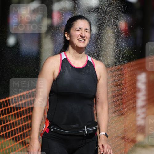 07.09.2025 - 19. Norderstedt Triathlon Michael Strokosch http://msf.ph/oto/8798362 07.09.2025 12:25:17 Laufen 299, 1367, 1380 meine-sportfotos.de