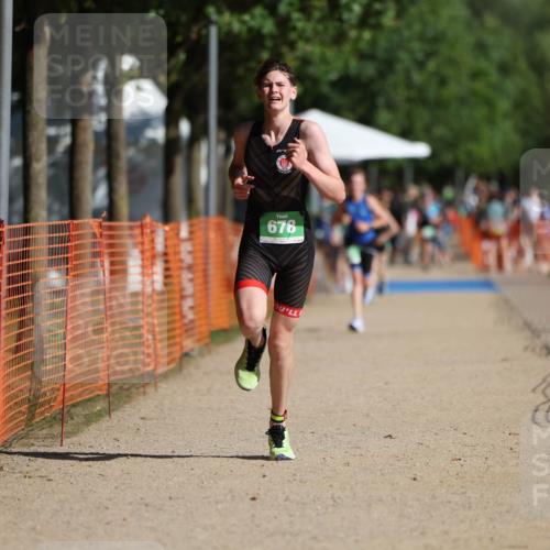 07.09.2025 - 19. Norderstedt Triathlon Michael Strokosch http://msf.ph/oto/8798412 07.09.2025 10:54:44 Laufen 99, 678 meine-sportfotos.de