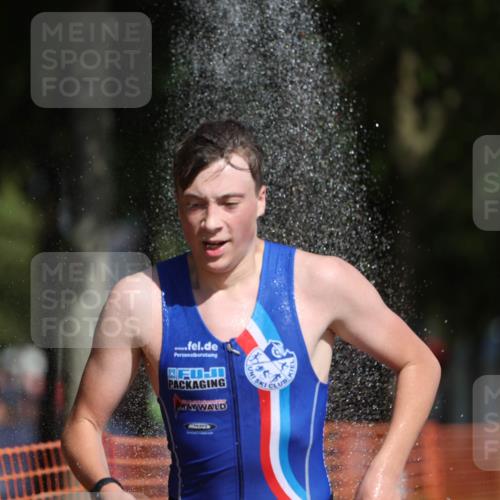 07.09.2025 - 19. Norderstedt Triathlon Michael Strokosch http://msf.ph/oto/8798423 07.09.2025 11:57:55 Laufen 300, 1179, 1211, 1219 meine-sportfotos.de