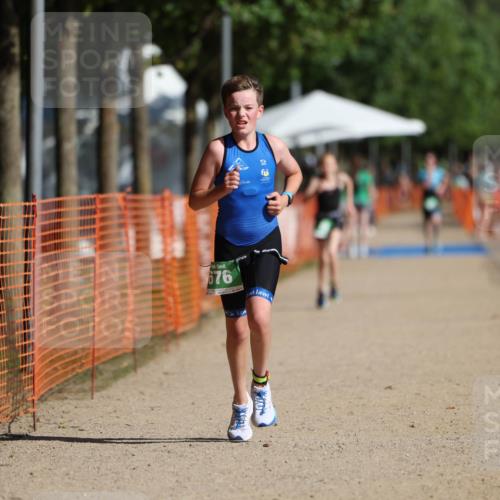 07.09.2025 - 19. Norderstedt Triathlon Michael Strokosch http://msf.ph/oto/8798539 07.09.2025 10:54:52 Laufen 676, 678 meine-sportfotos.de