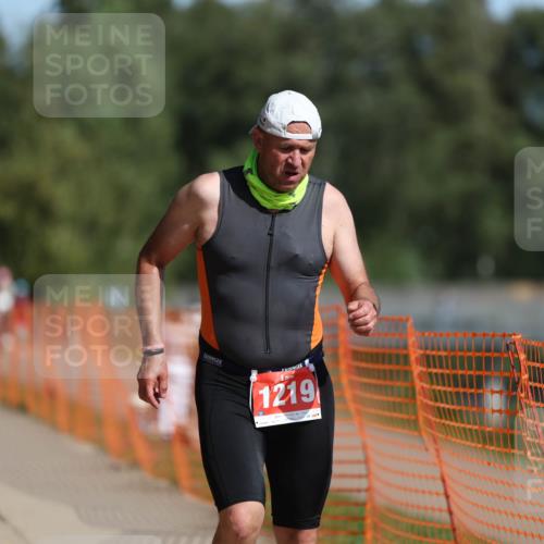 07.09.2025 - 19. Norderstedt Triathlon Michael Strokosch http://msf.ph/oto/8798544 07.09.2025 11:58:02 Laufen 276, 1219 meine-sportfotos.de