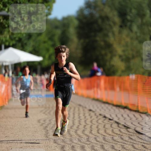 07.09.2025 - 19. Norderstedt Triathlon Michael Strokosch http://msf.ph/oto/8798574 07.09.2025 09:11:33 Laufen 1, 53 meine-sportfotos.de