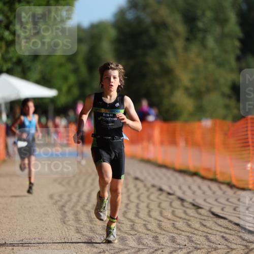 07.09.2025 - 19. Norderstedt Triathlon Michael Strokosch http://msf.ph/oto/8798588 07.09.2025 09:11:34 Laufen 1, 53 meine-sportfotos.de