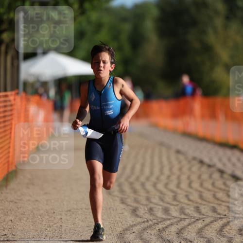 07.09.2025 - 19. Norderstedt Triathlon Michael Strokosch http://msf.ph/oto/8798660 07.09.2025 09:11:38 Laufen 1, 53 meine-sportfotos.de