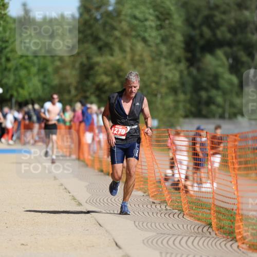 07.09.2025 - 19. Norderstedt Triathlon Michael Strokosch http://msf.ph/oto/8798665 07.09.2025 11:58:15 Laufen 1279 meine-sportfotos.de