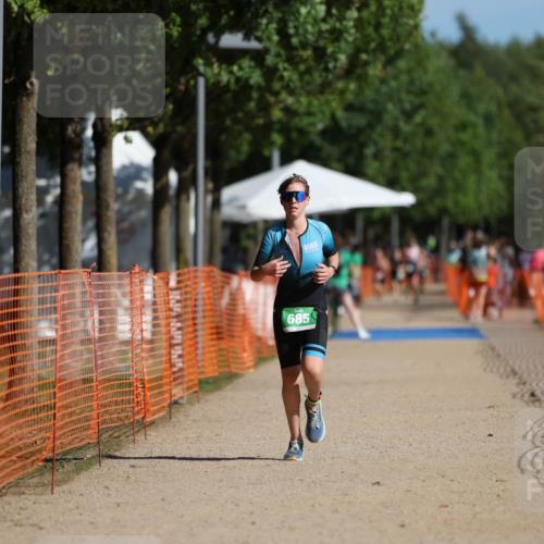 07.09.2025 - 19. Norderstedt Triathlon Michael Strokosch http://msf.ph/oto/8798775 07.09.2025 10:55:05 Laufen 78, 685 meine-sportfotos.de