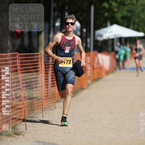 07.09.2025 - 19. Norderstedt Triathlon Michael Strokosch http://msf.ph/oto/8798840 07.09.2025 11:58:28 Laufen 185, 1172, 1182 meine-sportfotos.de