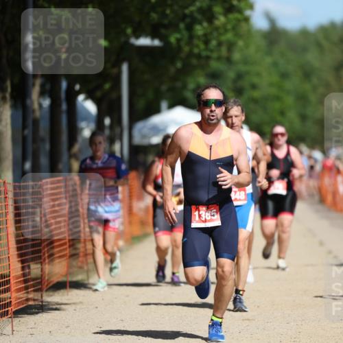 07.09.2025 - 19. Norderstedt Triathlon Michael Strokosch http://msf.ph/oto/8798844 07.09.2025 12:28:28 Laufen 165, 278, 1197, 1249, 1348, 1365 meine-sportfotos.de