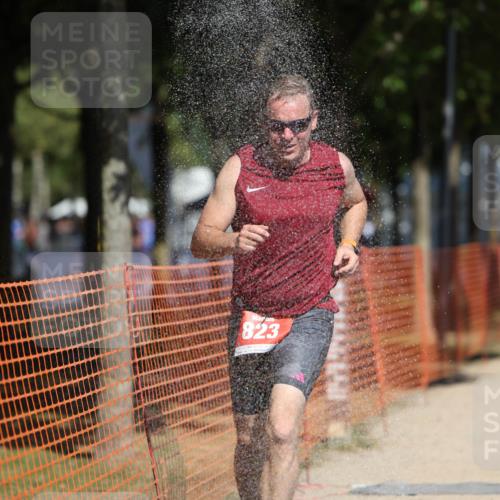 07.09.2025 - 19. Norderstedt Triathlon Michael Strokosch http://msf.ph/oto/8799065 07.09.2025 12:28:55 Laufen 155, 184, 267, 823, 1358 meine-sportfotos.de