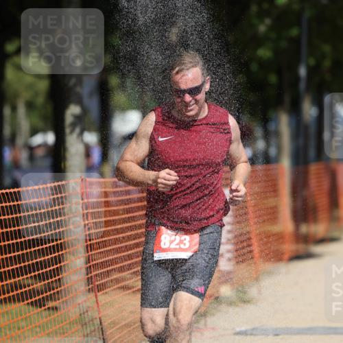 07.09.2025 - 19. Norderstedt Triathlon Michael Strokosch http://msf.ph/oto/8799071 07.09.2025 12:28:55 Laufen 155, 184, 267, 823, 1358 meine-sportfotos.de