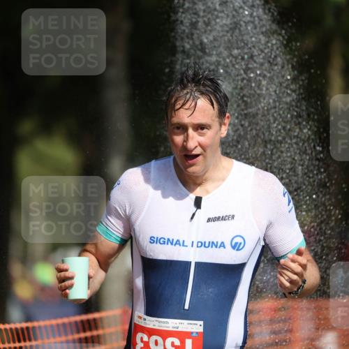07.09.2025 - 19. Norderstedt Triathlon Michael Strokosch http://msf.ph/oto/8799101 07.09.2025 11:59:02 Laufen 1363 meine-sportfotos.de