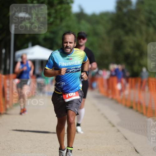 07.09.2025 - 19. Norderstedt Triathlon Michael Strokosch http://msf.ph/oto/8799146 07.09.2025 11:59:11 Laufen 229, 281, 760 meine-sportfotos.de