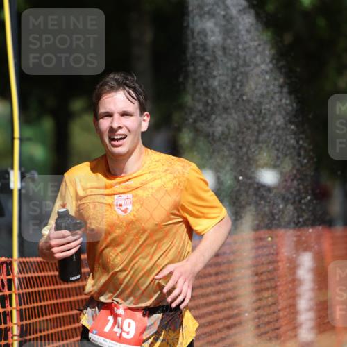 07.09.2025 - 19. Norderstedt Triathlon Michael Strokosch http://msf.ph/oto/8799339 07.09.2025 12:29:08 Laufen 149 meine-sportfotos.de