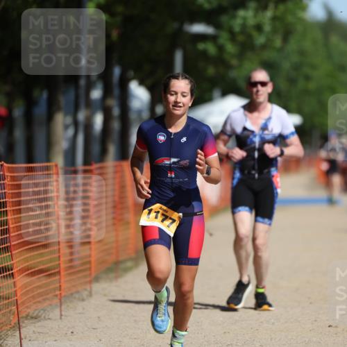 07.09.2025 - 19. Norderstedt Triathlon Michael Strokosch http://msf.ph/oto/8799345 07.09.2025 11:59:34 Laufen 296, 1177 meine-sportfotos.de