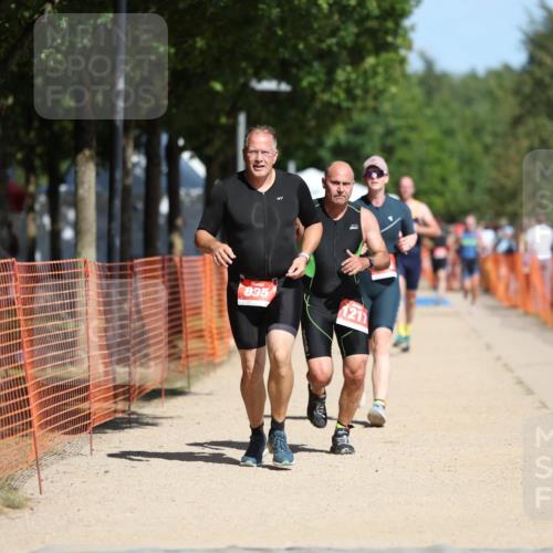 07.09.2025 - 19. Norderstedt Triathlon Michael Strokosch http://msf.ph/oto/8799485 07.09.2025 12:29:20 Laufen 756, 818, 835, 1217, 1306, 1379 meine-sportfotos.de