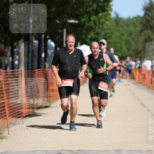 07.09.2025 - 19. Norderstedt Triathlon Michael Strokosch http://msf.ph/oto/8799491 07.09.2025 12:29:20 Laufen 756, 818, 835, 1217, 1306, 1379 meine-sportfotos.de
