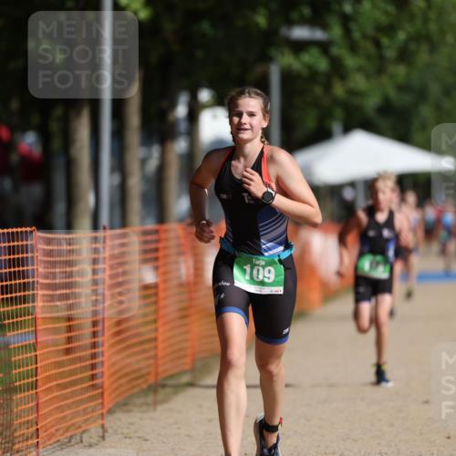 07.09.2025 - 19. Norderstedt Triathlon Michael Strokosch http://msf.ph/oto/8799497 07.09.2025 10:56:05 Laufen 109, 114, 668 meine-sportfotos.de