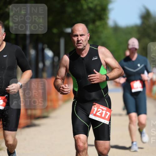 07.09.2025 - 19. Norderstedt Triathlon Michael Strokosch http://msf.ph/oto/8799566 07.09.2025 12:29:22 Laufen 756, 818, 835, 1217, 1379 meine-sportfotos.de