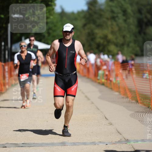07.09.2025 - 19. Norderstedt Triathlon Michael Strokosch http://msf.ph/oto/8799723 07.09.2025 12:29:31 Laufen 186, 756, 791, 802, 1350, 1351 meine-sportfotos.de