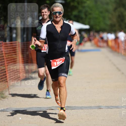 07.09.2025 - 19. Norderstedt Triathlon Michael Strokosch http://msf.ph/oto/8799792 07.09.2025 12:29:35 Laufen 186, 791, 802, 1350, 1351 meine-sportfotos.de