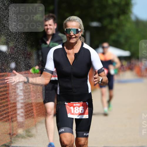 07.09.2025 - 19. Norderstedt Triathlon Michael Strokosch http://msf.ph/oto/8799813 07.09.2025 12:29:36 Laufen 186, 791, 802, 1350, 1351 meine-sportfotos.de