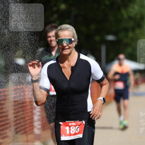 07.09.2025 - 19. Norderstedt Triathlon Michael Strokosch http://msf.ph/oto/8799819 07.09.2025 12:29:36 Laufen 186, 791, 802, 1350, 1351 meine-sportfotos.de