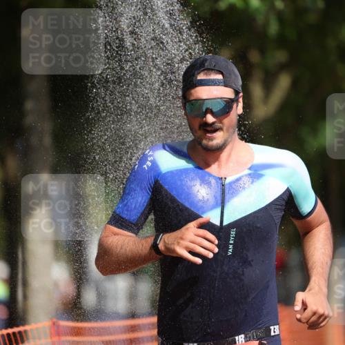07.09.2025 - 19. Norderstedt Triathlon Michael Strokosch http://msf.ph/oto/8799920 07.09.2025 12:00:26 Laufen 714, 749, 1184 meine-sportfotos.de