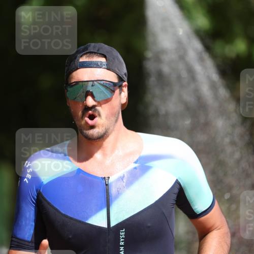 07.09.2025 - 19. Norderstedt Triathlon Michael Strokosch http://msf.ph/oto/8799939 07.09.2025 12:00:27 Laufen 714, 749, 1184 meine-sportfotos.de