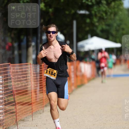 07.09.2025 - 19. Norderstedt Triathlon Michael Strokosch http://msf.ph/oto/8799952 07.09.2025 12:00:28 Laufen 714, 749, 1184 meine-sportfotos.de