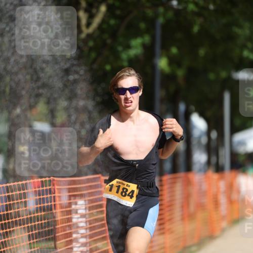 07.09.2025 - 19. Norderstedt Triathlon Michael Strokosch http://msf.ph/oto/8799986 07.09.2025 12:00:29 Laufen 714, 749, 1184 meine-sportfotos.de