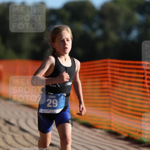 07.09.2025 - 19. Norderstedt Triathlon Michael Strokosch http://msf.ph/oto/8800029 07.09.2025 09:13:33 Laufen 29 meine-sportfotos.de