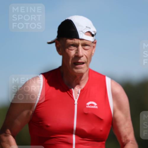 07.09.2025 - 19. Norderstedt Triathlon Michael Strokosch http://msf.ph/oto/8800173 07.09.2025 12:00:44 Laufen 704 meine-sportfotos.de
