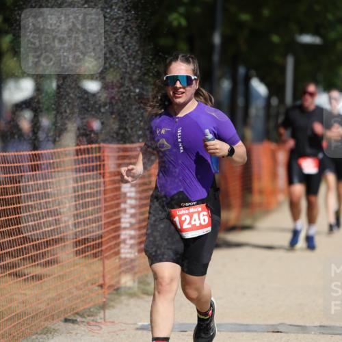 07.09.2025 - 19. Norderstedt Triathlon Michael Strokosch http://msf.ph/oto/8800224 07.09.2025 12:30:14 Laufen 252, 292, 1246 meine-sportfotos.de