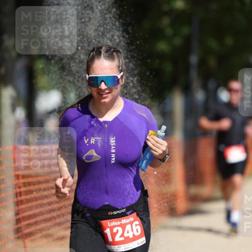 07.09.2025 - 19. Norderstedt Triathlon Michael Strokosch http://msf.ph/oto/8800258 07.09.2025 12:30:16 Laufen 252, 292, 1246 meine-sportfotos.de