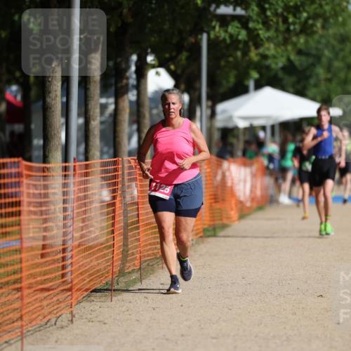 07.09.2025 - 19. Norderstedt Triathlon Michael Strokosch http://msf.ph/oto/8800290 07.09.2025 10:57:03 Laufen 122, 1125 meine-sportfotos.de