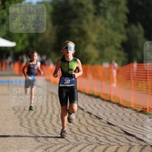 07.09.2025 - 19. Norderstedt Triathlon Michael Strokosch http://msf.ph/oto/8800403 07.09.2025 09:14:05 Laufen 30, 51 meine-sportfotos.de
