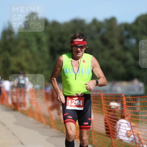 07.09.2025 - 19. Norderstedt Triathlon Michael Strokosch http://msf.ph/oto/8800482 07.09.2025 12:30:32 Laufen 303, 1294 meine-sportfotos.de