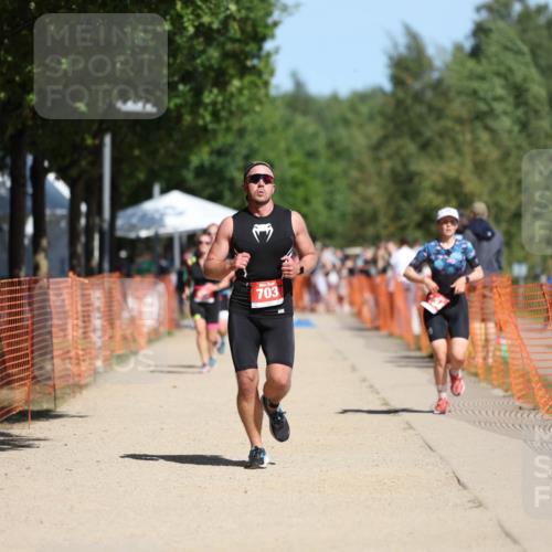 07.09.2025 - 19. Norderstedt Triathlon Michael Strokosch http://msf.ph/oto/8800530 07.09.2025 12:30:37 Laufen 303, 703, 1343 meine-sportfotos.de