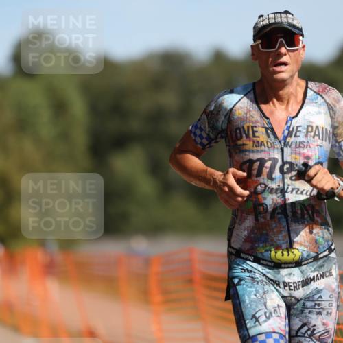 07.09.2025 - 19. Norderstedt Triathlon Michael Strokosch http://msf.ph/oto/8800631 07.09.2025 12:01:11 Laufen 787, 796, 1156 meine-sportfotos.de